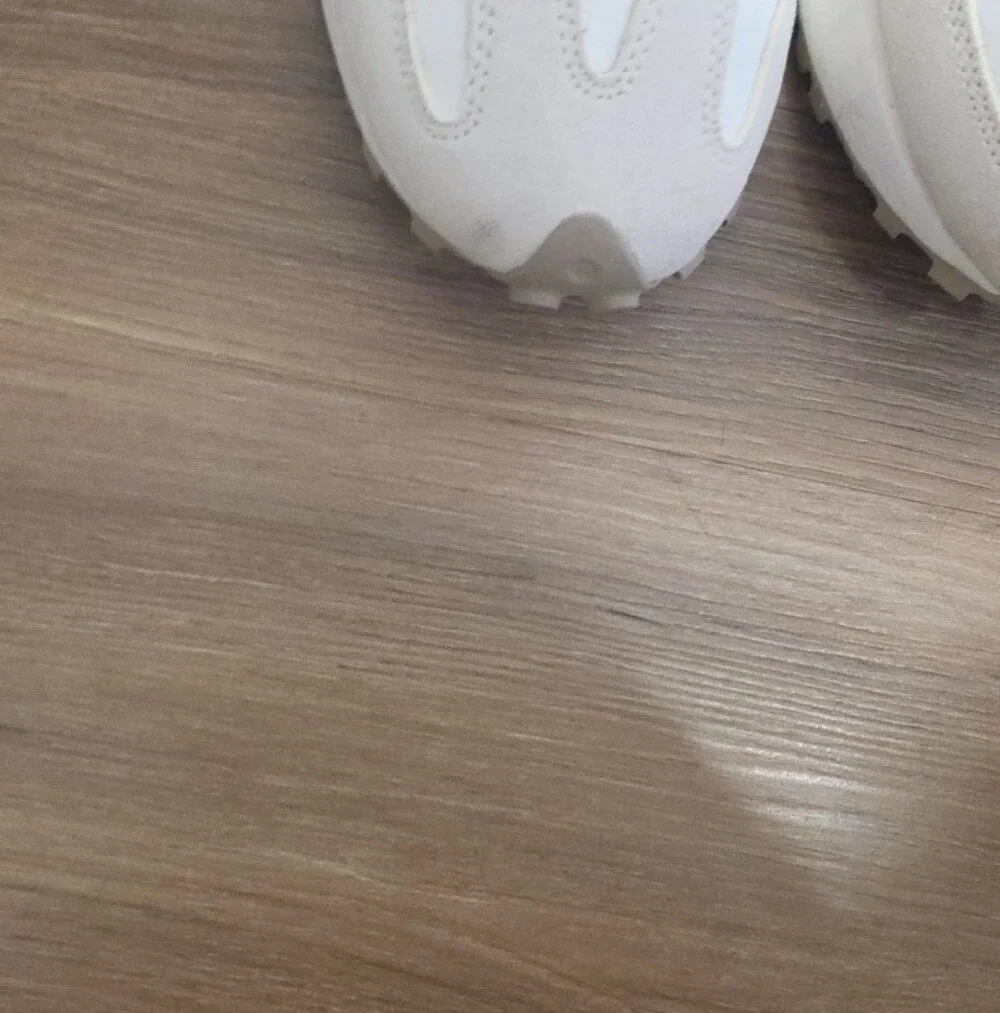 New Balance White and Cream Retro Runner Sneakers - Picture 6 of 7